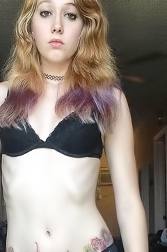 Alternative Chick Posing Sexy In Hot Selfpics