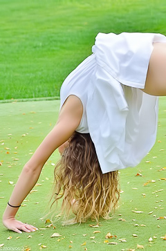 Reese Flashing On The Golf Course