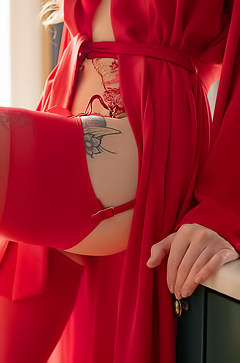 Alice_vibes via Suicide Girls