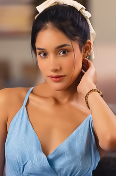 Carolina Guerrero Hot Latina Honey Is Soon Naked On The Sofa